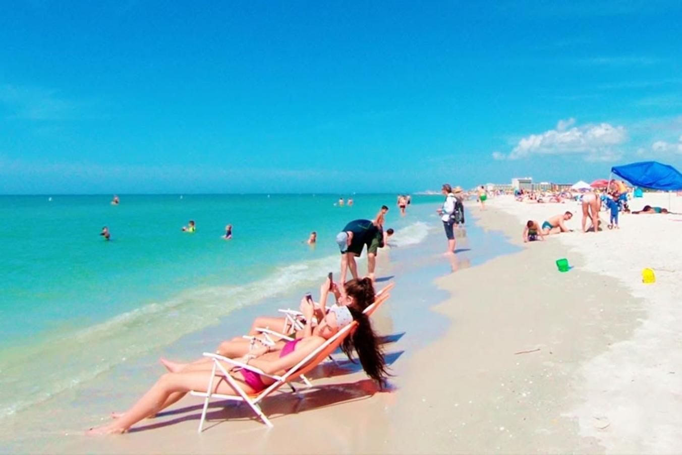 Boutique Beach Retreat St. Pete Beach Bagian luar foto