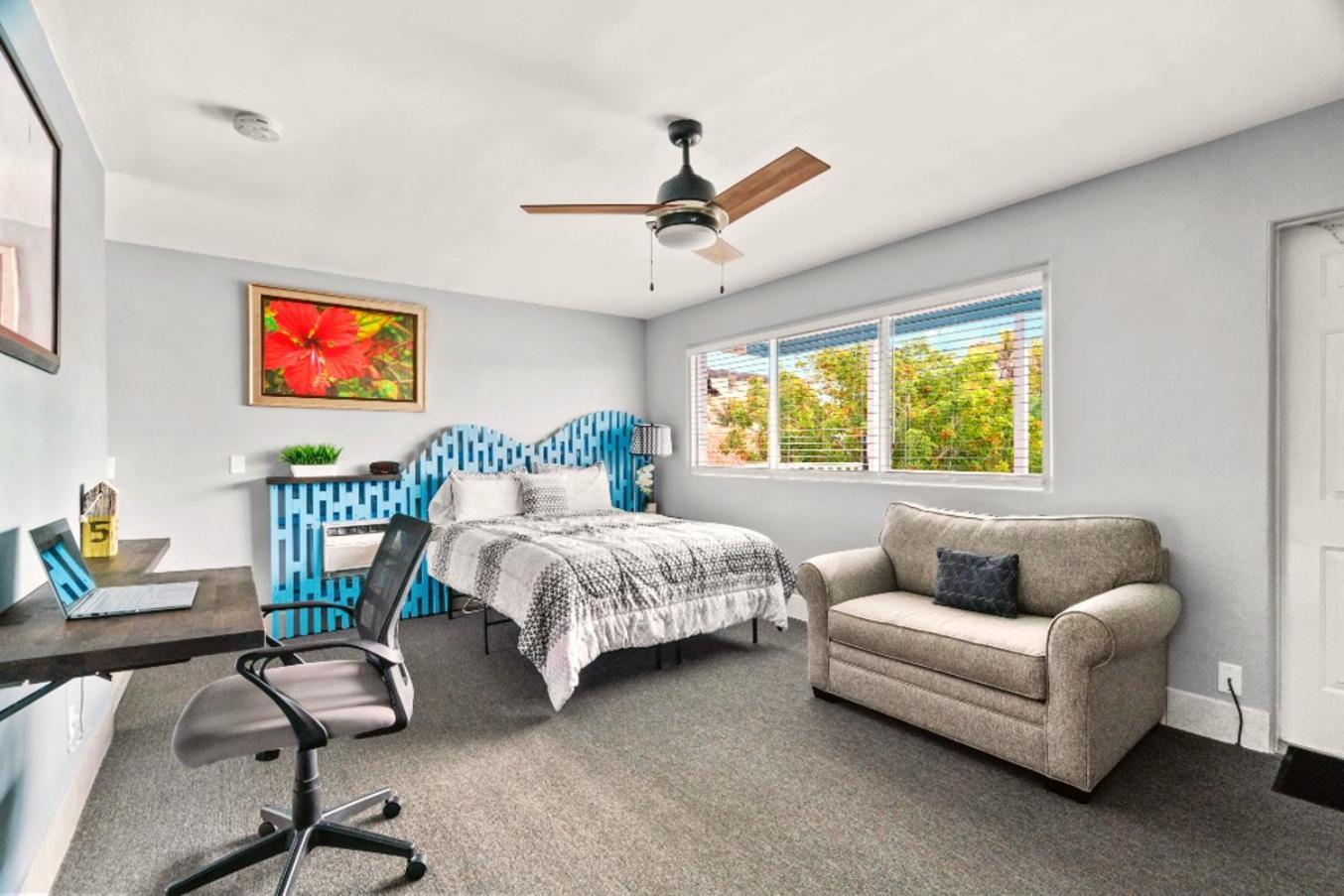 Boutique Beach Retreat St. Pete Beach Bagian luar foto