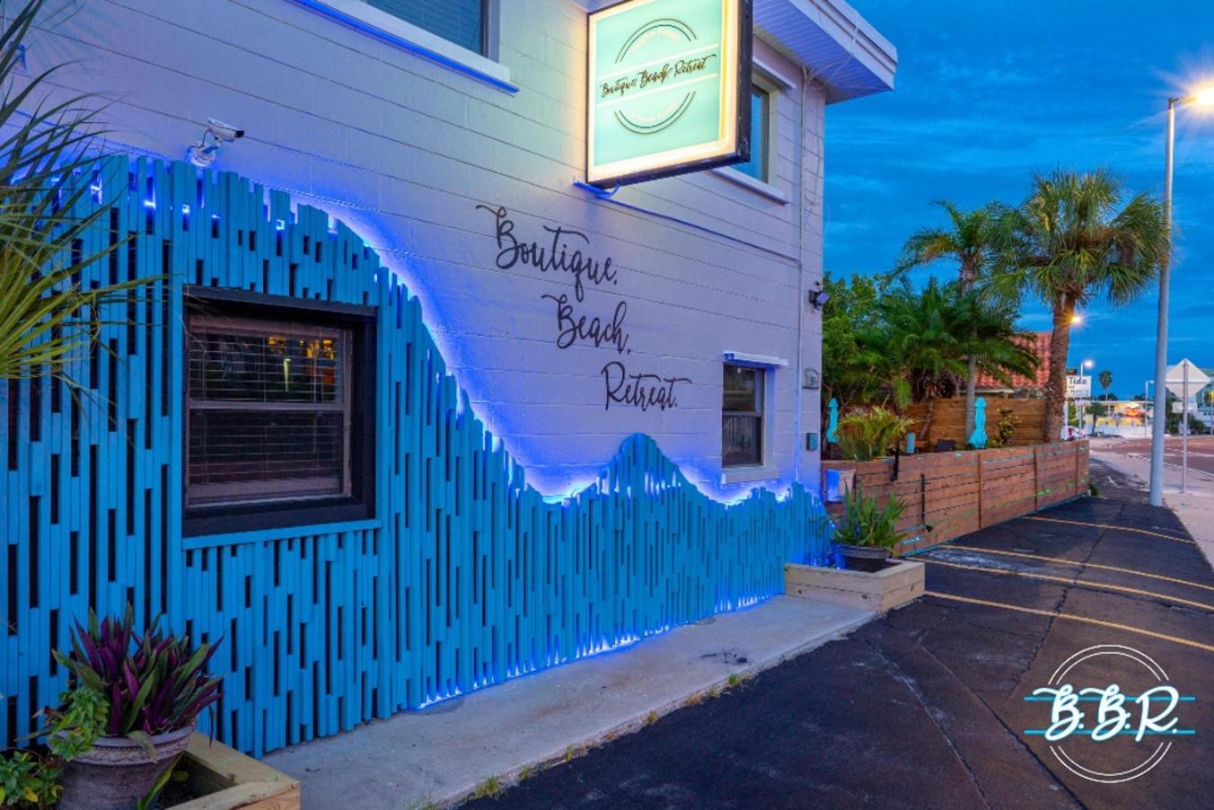 Boutique Beach Retreat St. Pete Beach Bagian luar foto